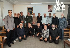 دیدار جمعی از جانبازان،ایثارگران و خانواده معظم شهدا با سرهنگ ابوالفضل حسین دوست فرمانده ناحیه مقاومت بسیج شهرستان کاشان 